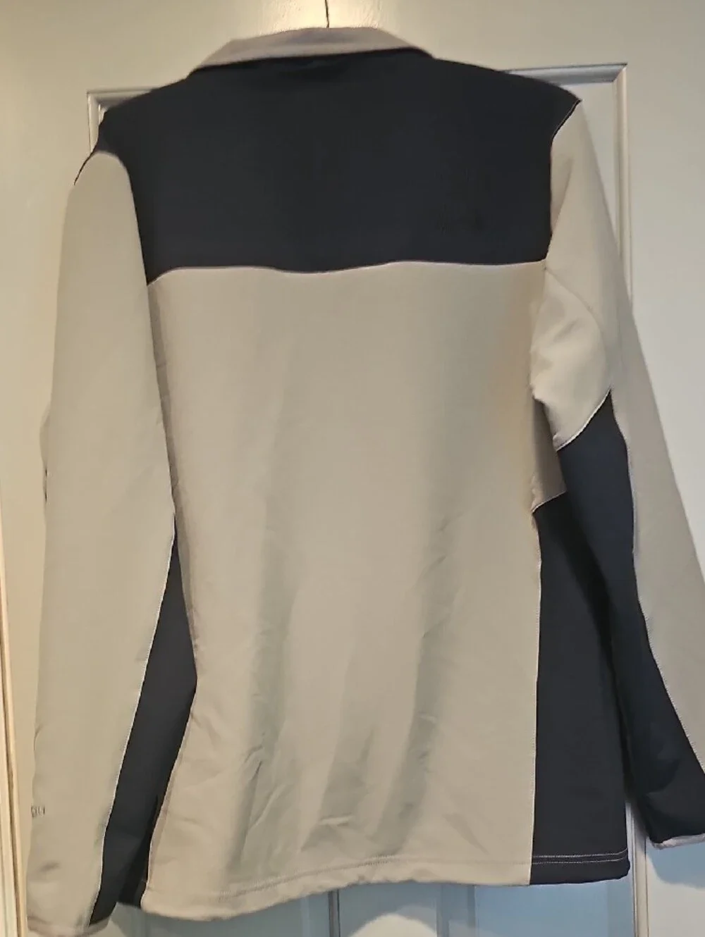 The North Face Men’s Light Gray  Black Performance Jacket Size Large Lightweight